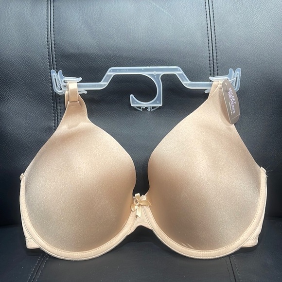 Bras - Picture 1 of 10